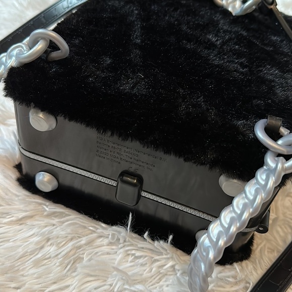 Na Na Na SUPRISE 3 in 1 BACKPACK ONLY BEDROOM BLACK KITTY *LIMITED EDITION* - Picture 4 of 5